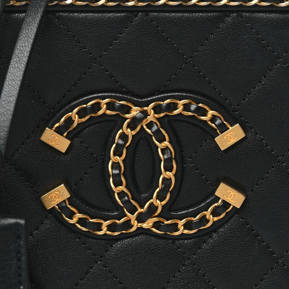 Mirror Quality Replica Chanel CC Filigree Vanity Case for Less - Image 8