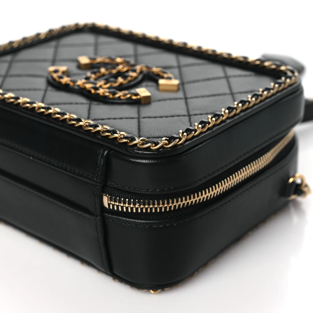 Mirror Quality Replica Chanel CC Filigree Vanity Case for Less - Image 4