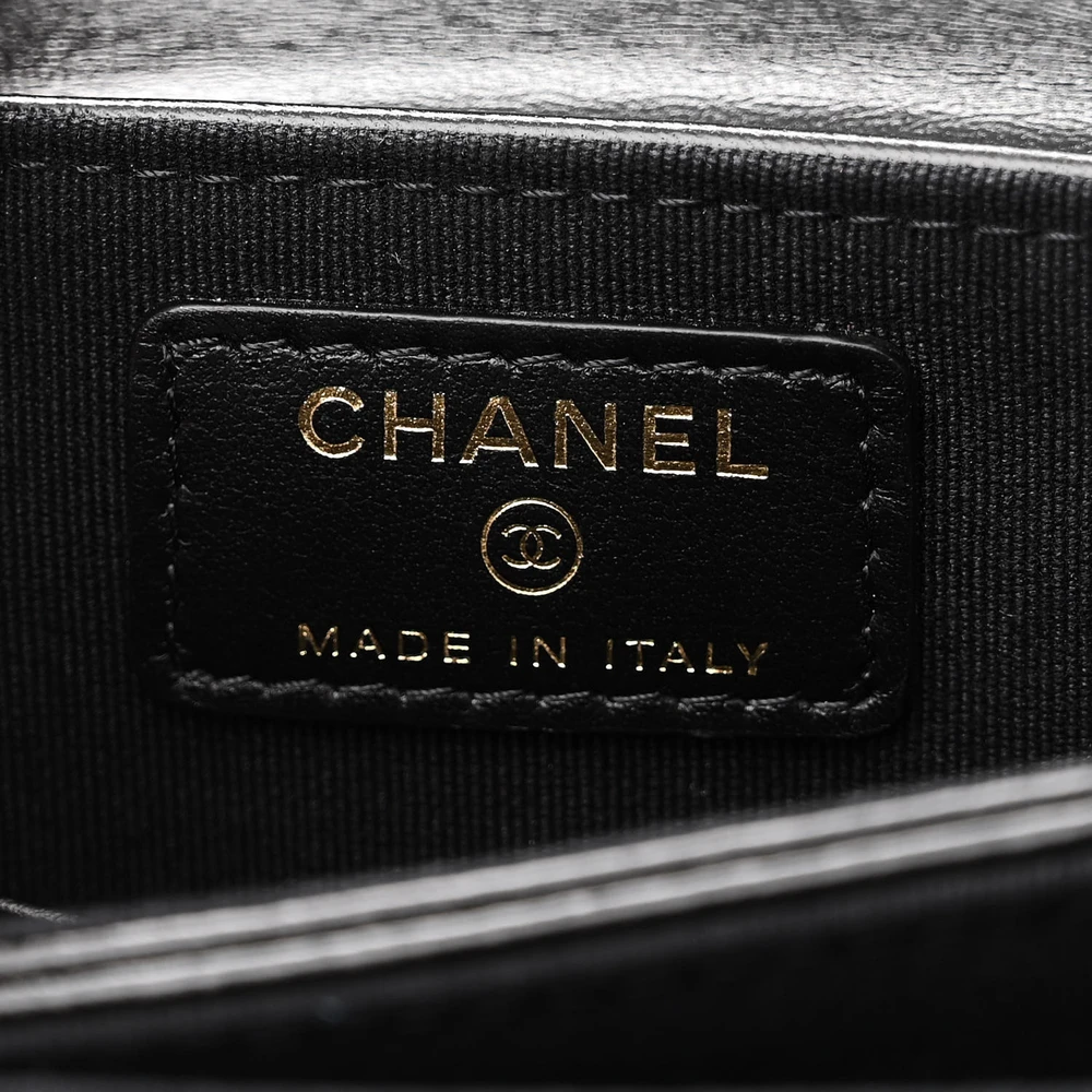 Chanel Replica Phone Holder – Mirror-Quality Black Quilted Elegance - Image 2