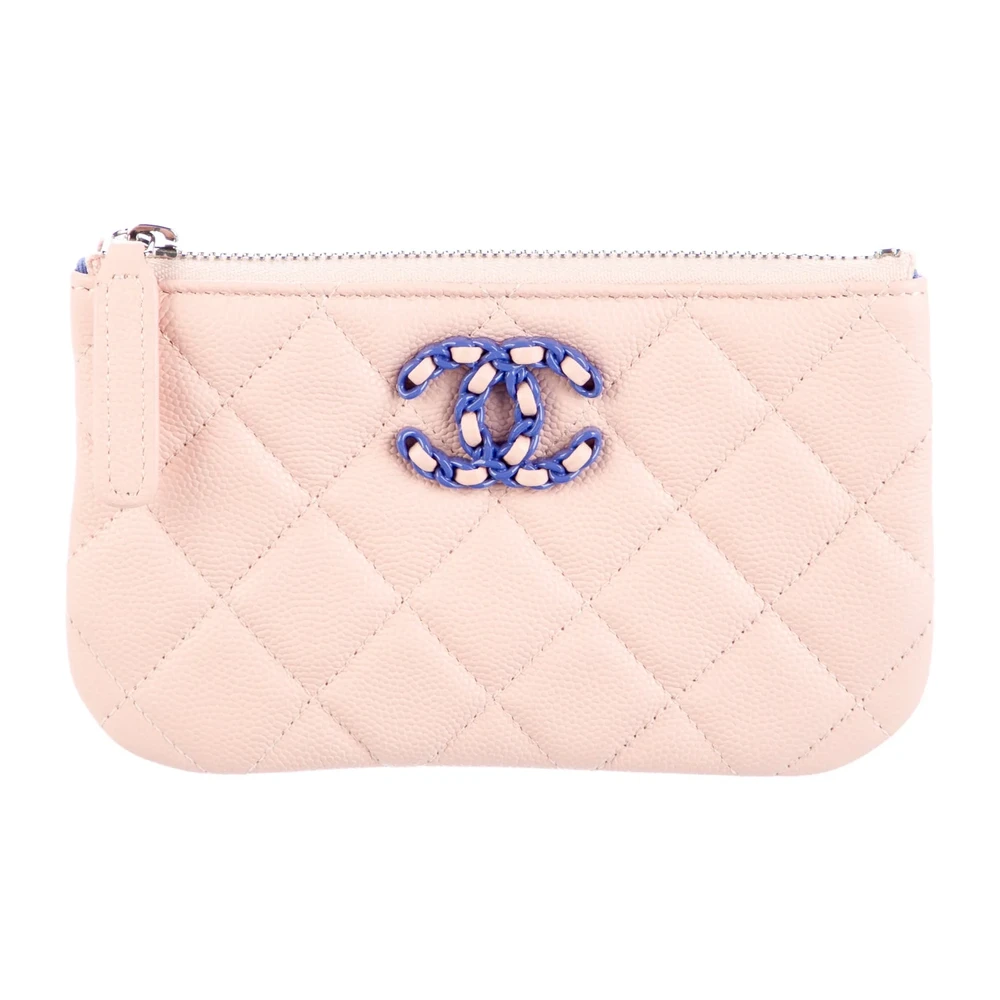 Chanel Pink Quilted Leather Pouch – Mirror Quality Replica