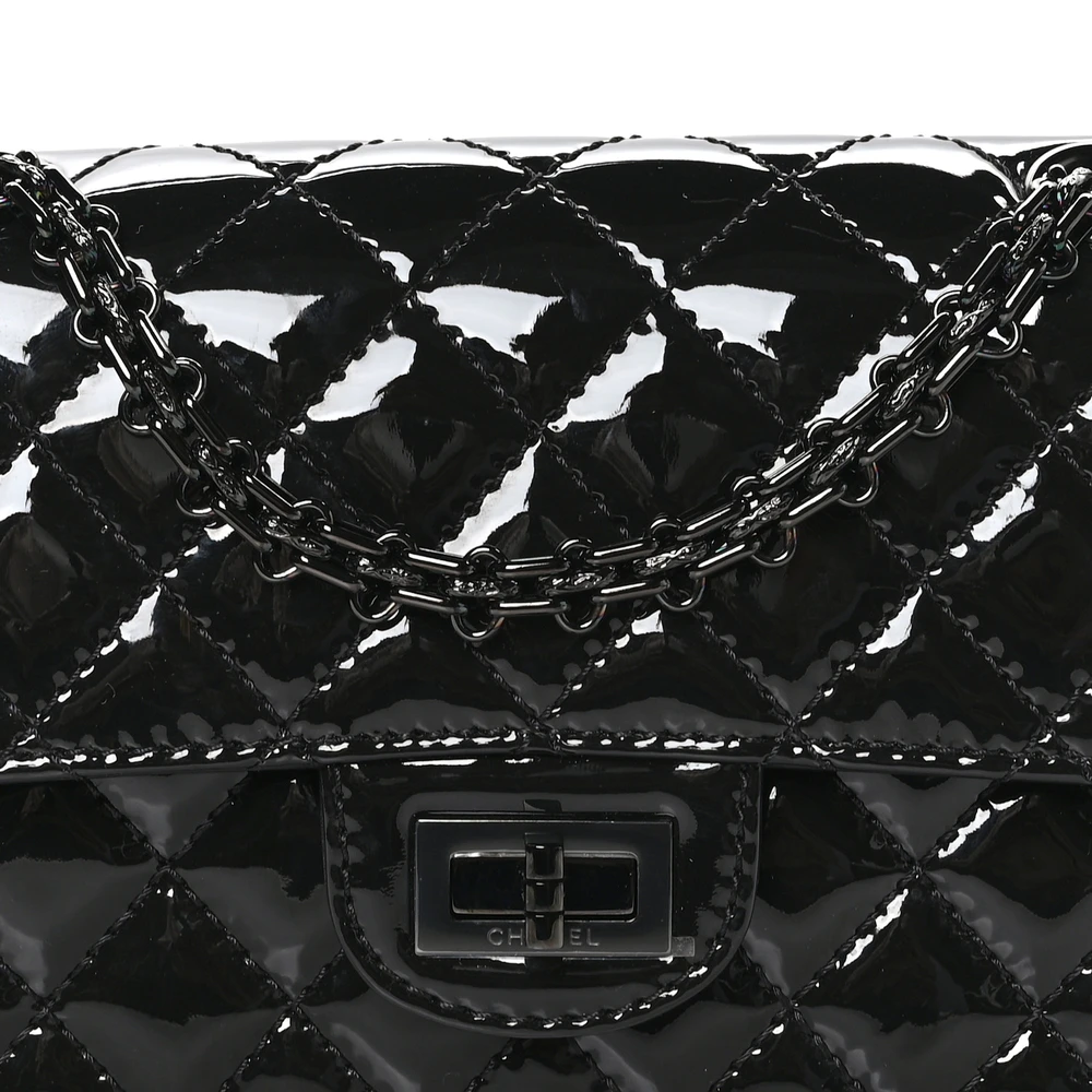 Mirror-Quality Chanel Mini Flap Replica: Quilted to Perfection - Image 8