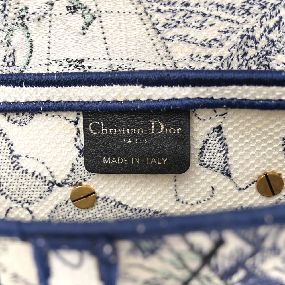 High-Quality Dior Saddle Bag Replicas You’ll Love - Image 2