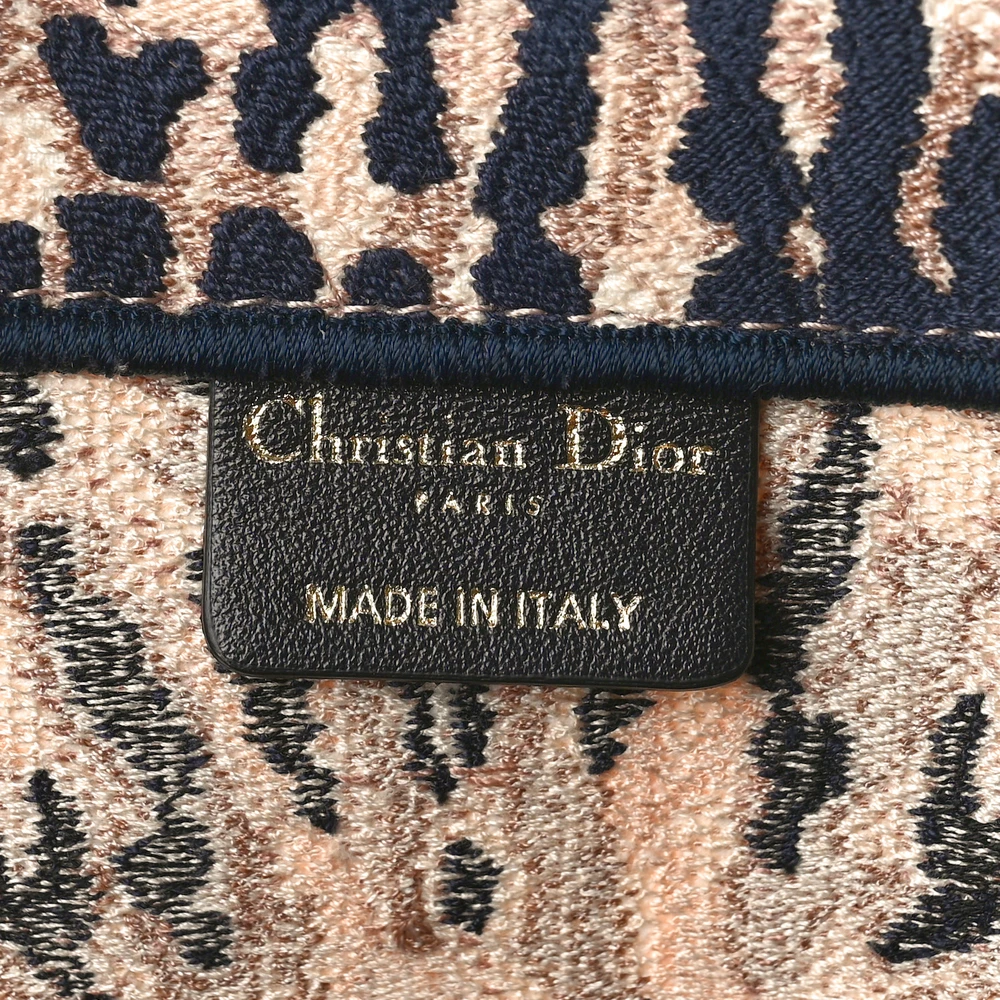 Dior Tie Dye Replica Tote - Mirror Quality & Stunning Design - Image 2