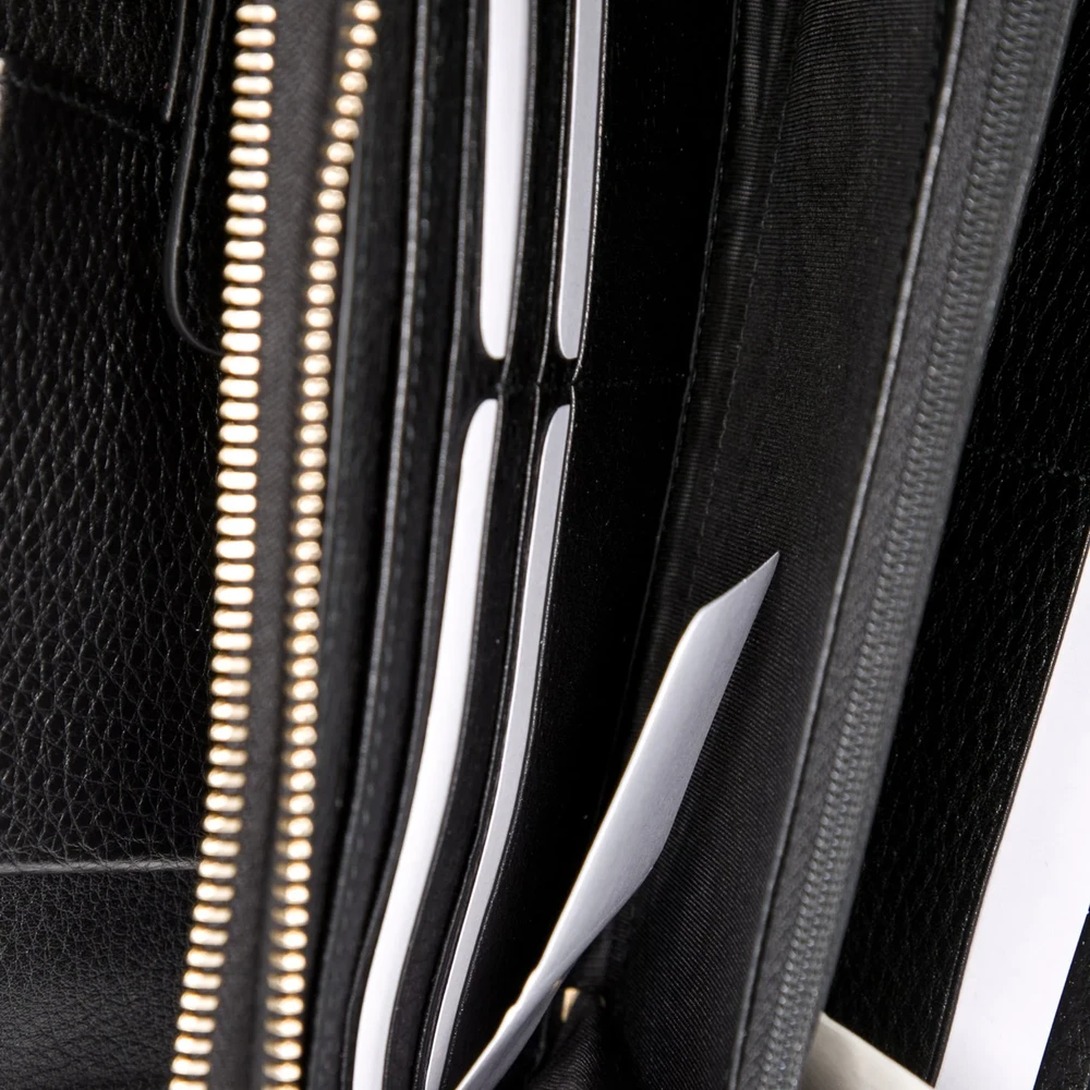 Premium Mirror-Quality Gucci Wallet – Luxury for Less - Image 5