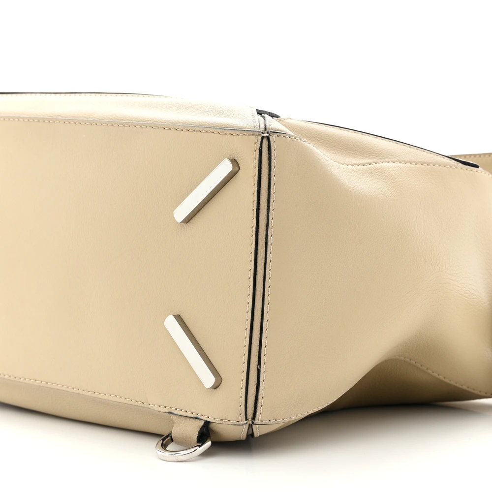 Mirror Quality Replica of Loewe Puzzle Bag in Calfskin Leather - Image 4