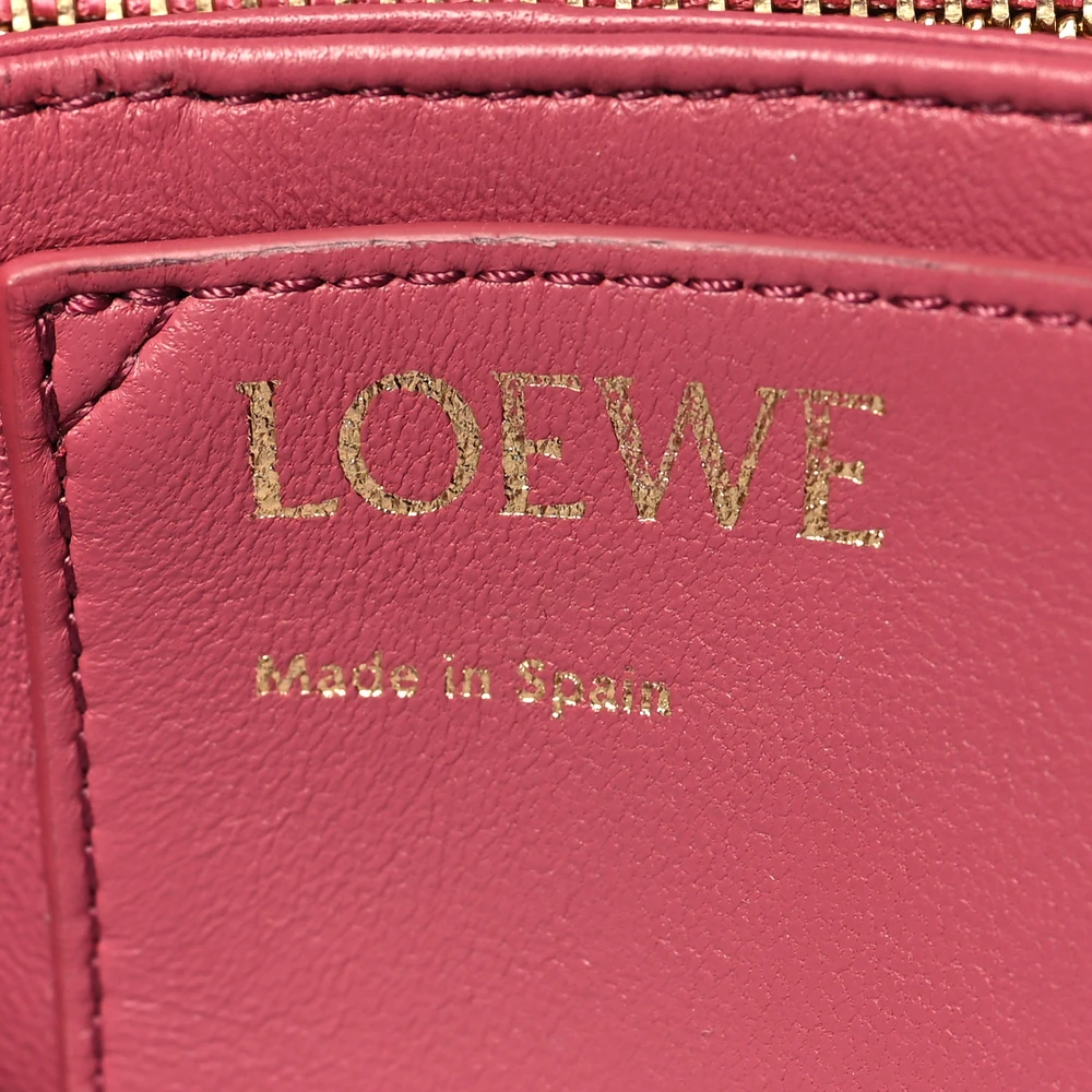 Mirror Quality Replica of Loewe Medium Goya Puffer Bag - Image 2
