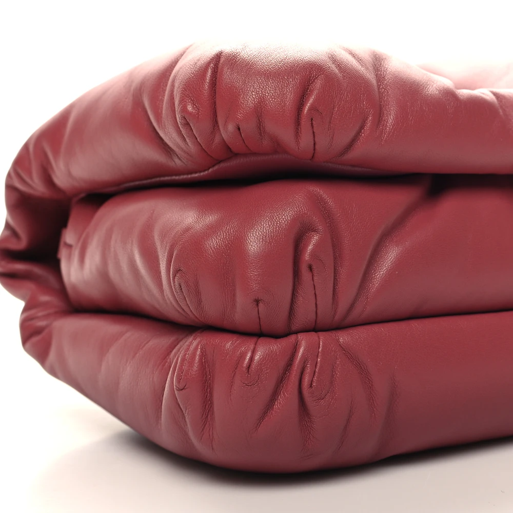 Mirror Quality Replica of Loewe Medium Goya Puffer Bag - Image 5