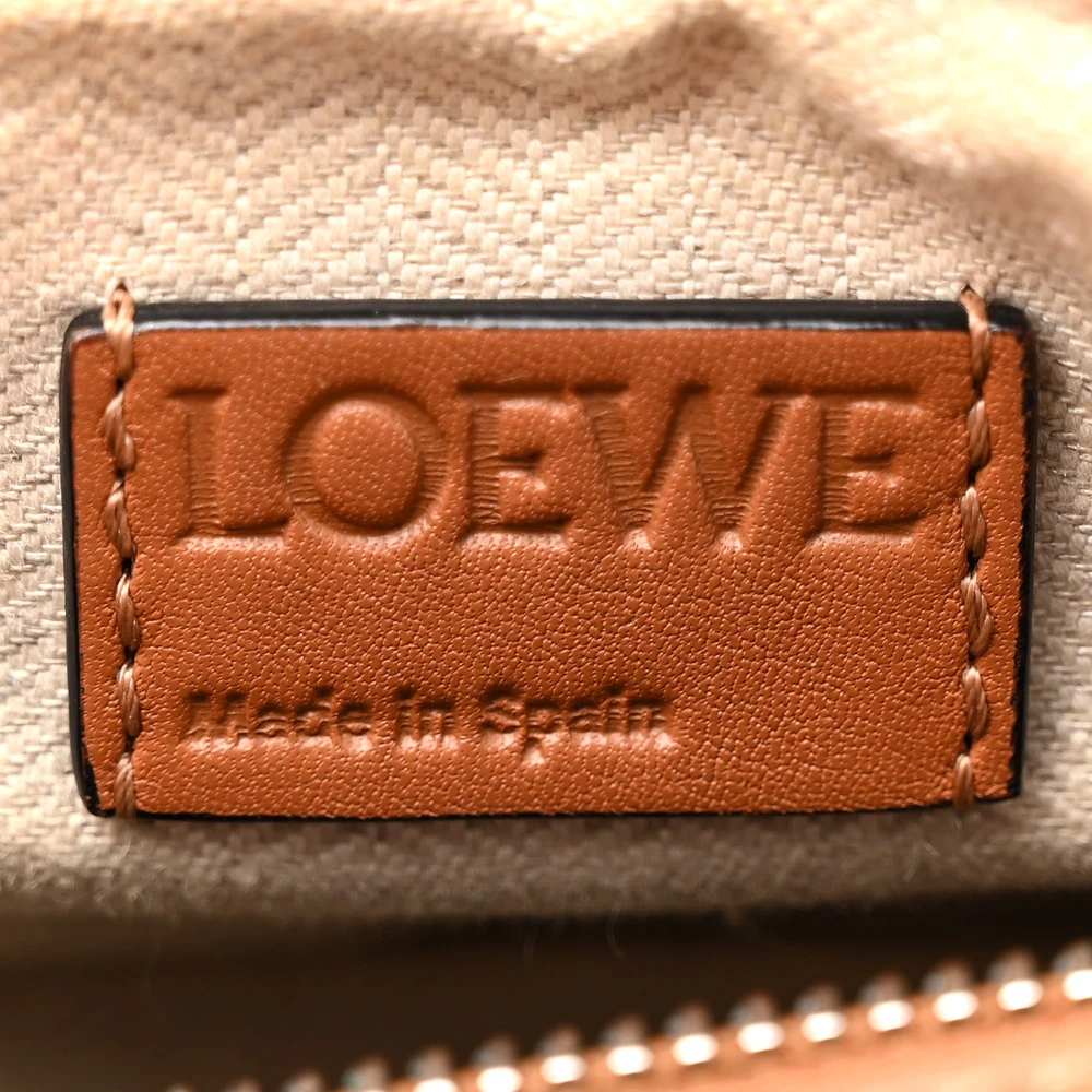 Mirror Quality Replica Loewe Puzzle Bag – Stylish & Affordable - Image 2