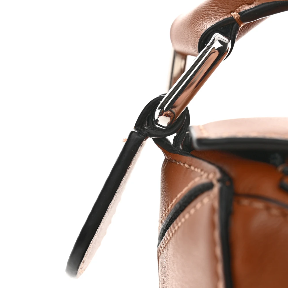 Mirror Quality Replica Loewe Puzzle Bag - Affordable Luxury - Image 9