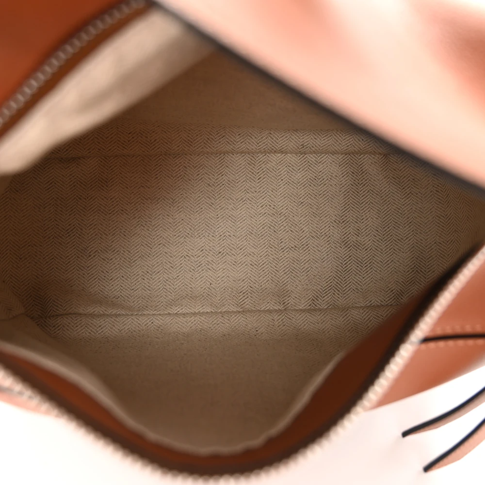 Mirror Quality Replica Loewe Puzzle Bag - Affordable Luxury - Image 7