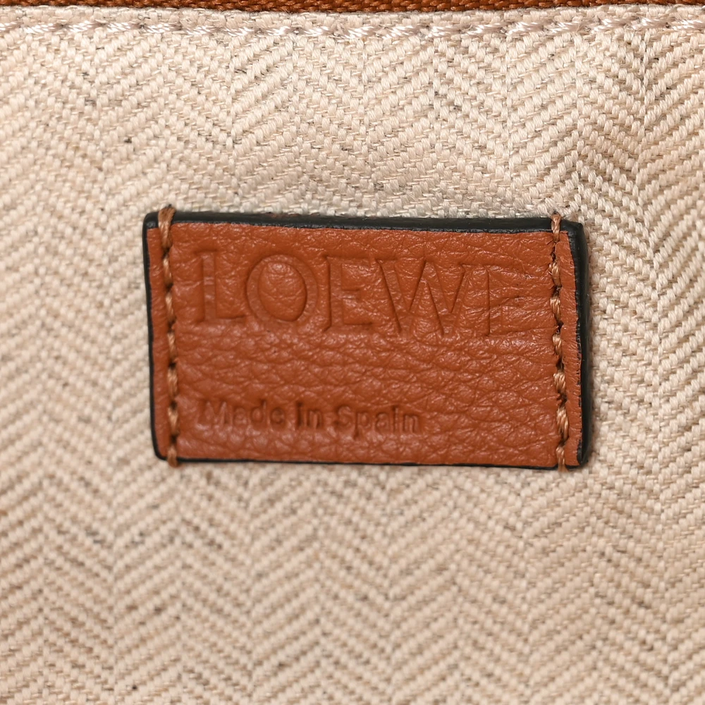 Superfake Loewe Puzzle Bag Replica – Mirror Quality Guaranteed - Image 2