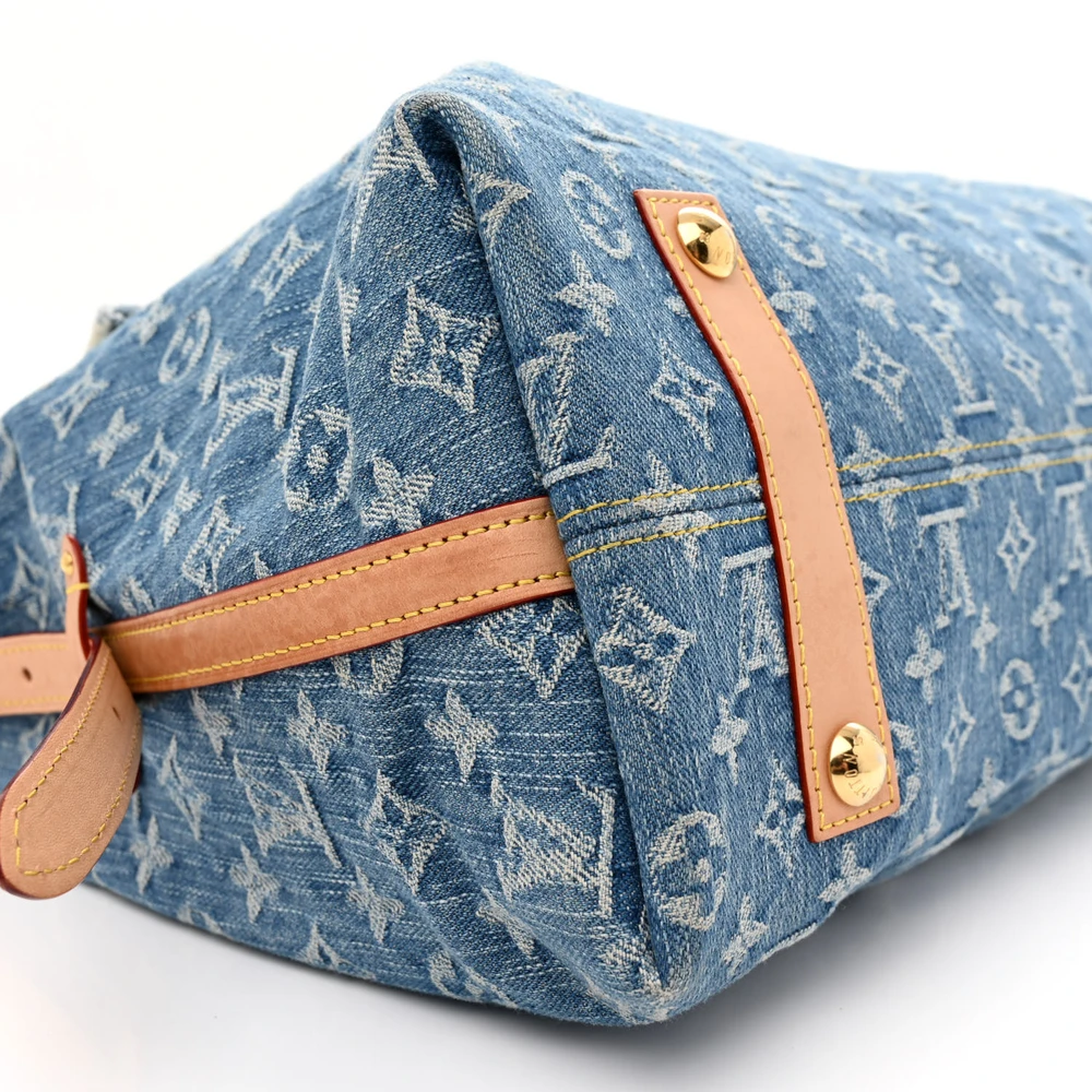 Replica Handbags You’ll Love – Louis Vuitton Denim Carryall MM - Image 4