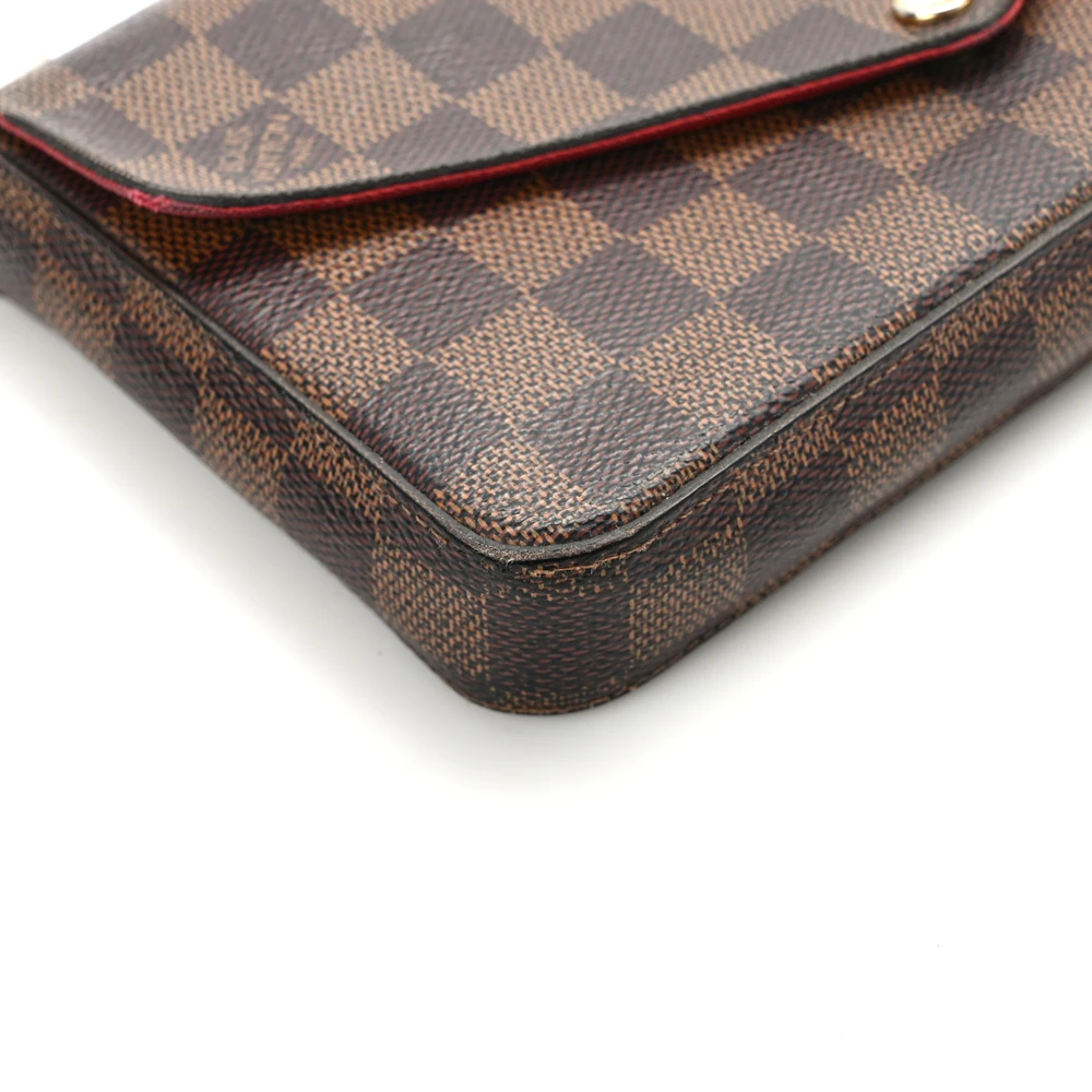 superfake-louis-vuitton-pochette-felicie-wallet-–-gold-hardware - Image 4