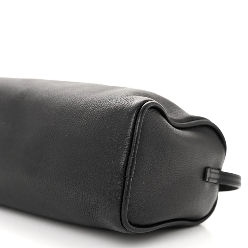 Mirror Quality Replica of The Row Small 90's Leather Bag - Image 4